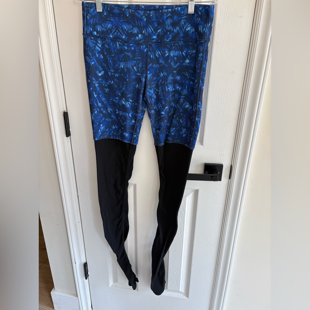 ALO Yoga Blue and Black Leggings